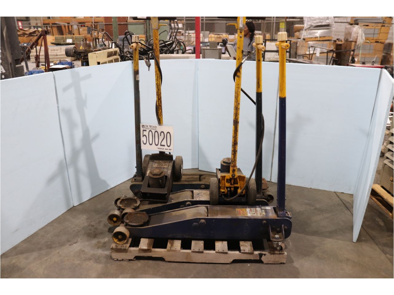 FLOOR JACKS J.M. Wood Auction Company, Inc.