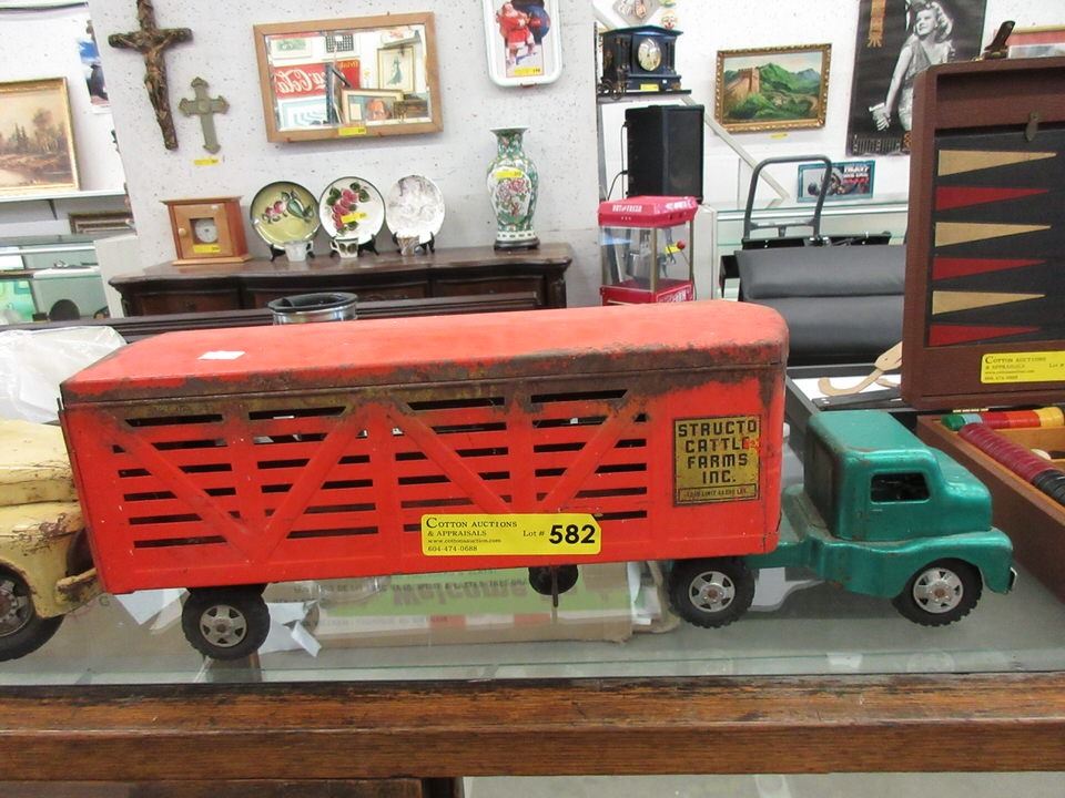 structo cattle truck