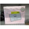 Image 1 : New Queen Size 6 Piece Sheet Set - Pink