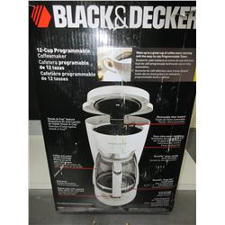 New Black & Decker Programmable 12 cup Coffeemaker/2 hr auto shut off