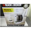 Image 2 : New Black & Decker Programmable 12 cup Coffeemaker/2 hr auto shut off