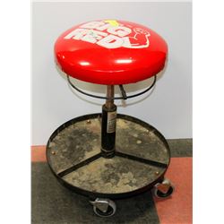 BIG RED SHOP ROLLER SEAT