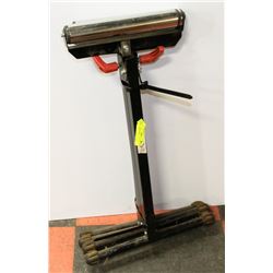 ROLLER STANDS