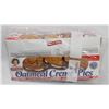 Image 1 : BAG OF OATMEAL CREAM PIES