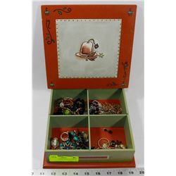 JEWELRY BOX WITH CONTENTS
