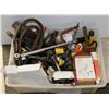 Image 1 : BOX OF GARAGE ESTATE ITEMS