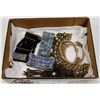 Image 1 : BOX W/FASHION JEWELRY BRACELETS &
