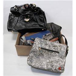 LOT OF FASHION PURSES