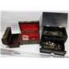Image 1 : LOT OF 3 JEWELRY BOXES WITH CONTENTS