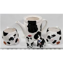 BARN YARD COW TEAPOT SET, POT MISSING LID