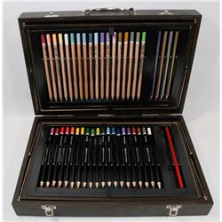 WOODEN ARTIST'S CASE