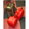 Image 1 : 20 L WATER CONTAINER AND TWO 10 L GAS CANS.