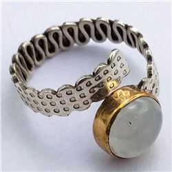 48) STERLING SILVER MOON STONE RING SIZE 7