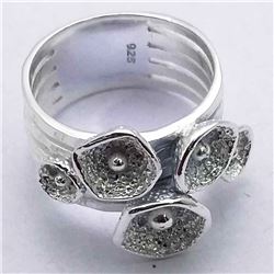 78) STERLING SILVER RING SIZE 7.25