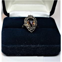 5)  VINTAGE GOLD TONE & AMETHYST SARAH