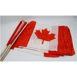 BUNDLE OF CANADIAN FLAGS