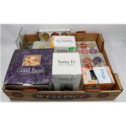 LARGE FLAT OF ASSORTED CANDLES AND CANDLE HOLDERS