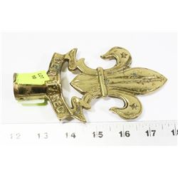 VINTAGE BRASS POLE FLAG TOP 1959