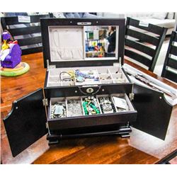 EXPRESSO JEWELLERY BOX WITH CONTENTS