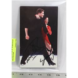 SIGNED PICTURE OF "STARS ON ICE" SKATING PAIR