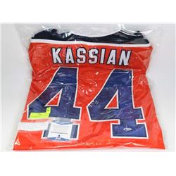 ZACK KASSIAN SIGNED EDMONTON OILERS JERSEY WITH