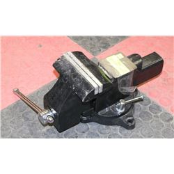 5" BENCH VISE WITH ADJUSTABLE BASE.