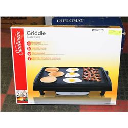 BRAND NEW SUNBEAM FAMILY SIZE GRIDDLE