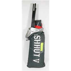 ICE FISHING TENT, FISHING HUT