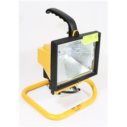 CCI L-20 WC 500 WATT HALOGEN WORK LIGHT.