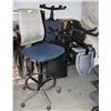 Image 1 : ASSORTMENT OF 7 OFFICE CHAIRS