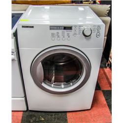 SAMSUNG DRYER. 27"X27"X39".