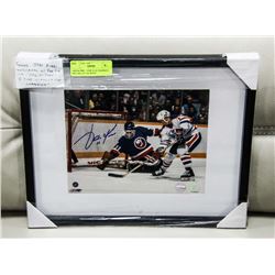 JARI KURRI FRAMED AUTOGRAPH  PRO AM, COMES WITH