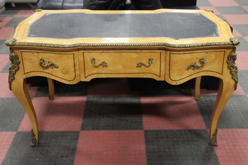 LOUIS XIV STYLE WRITING DESK WITH GOLD METAL