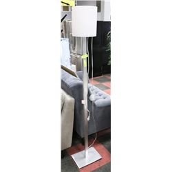 BRUSHED STEEL STYLE LAMP. 13"X9"X67".