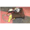 Image 1 : CHAMPION 12 VOLT WINCH.