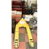 Image 1 : YELLOW PALLET JACK 5,500 CAPACITY, 7 DAY WARRANTY