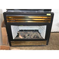 MONTIGO NATURAL GAS FIREPLACE.