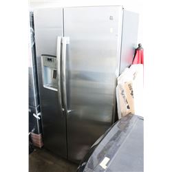 GE PROFILE STAINLESS STEEL SIDE BY SIDE FRIDGE W/