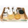 Image 1 : ESTATE BOX OF ASSORTED ORNAMENTS