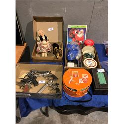 4 flats of old toy guns, Rintin doll, doll, marble puzzles