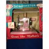 Image 4 : 8 Miniature sewing machines, Euromad, Pfaff, etc.
