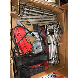 Very rare deluxe Meccano set with original books, instruction manuals, lot comes with train set