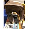 Image 1 : 2 antique cameras plus B&H "Filmo doublerun 8"