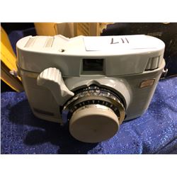 4 cameras w/newer camera bags