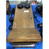 Image 1 : Wall telephone in oak case (great condition)