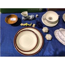 Approx 40 pieces of china, crystal, dishes, platters, Planters Peanuts mugs, Rosan English pottery (