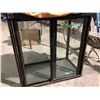 Image 1 : 3 leather bags, glass door wood cabinet