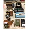 Image 1 : 9 collector radios, travel radios w/alarms