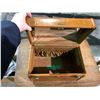Image 4 : Hall or telephone table, Samsonite ladies travel case