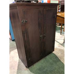 Oak cupboard with shelves (was painted and would be beautiful refinished)